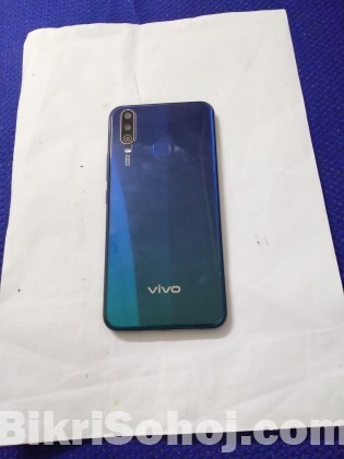 Vivo Y15